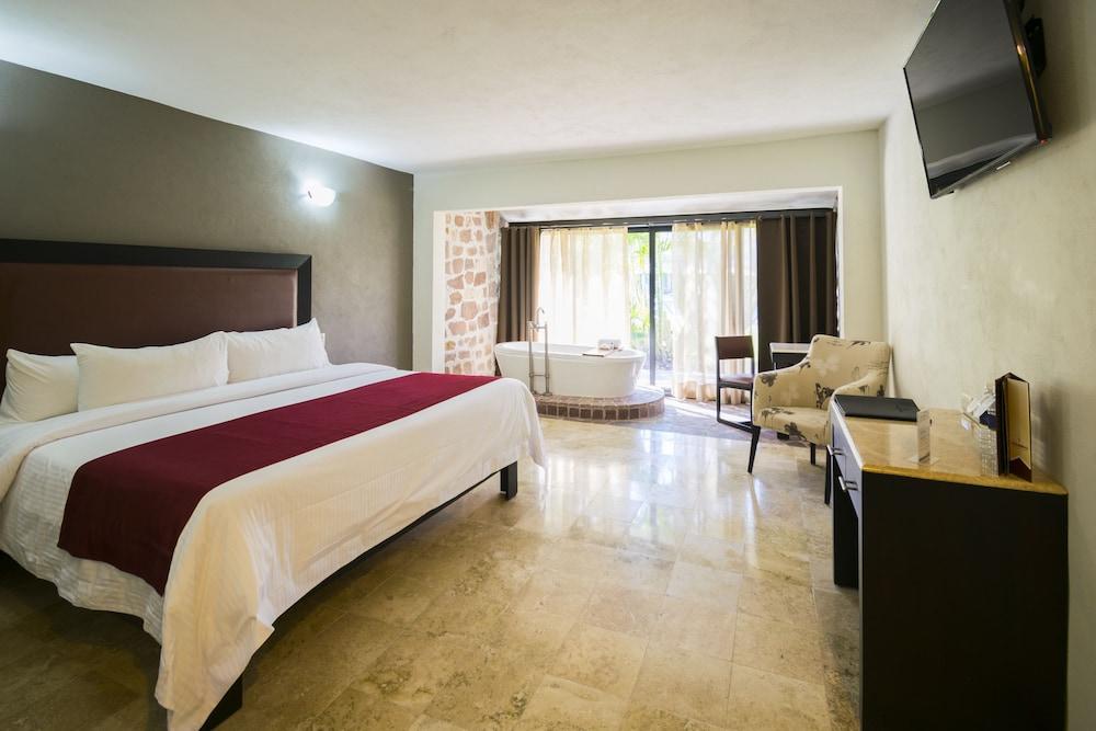Hotel Real De Minas Poliforum León