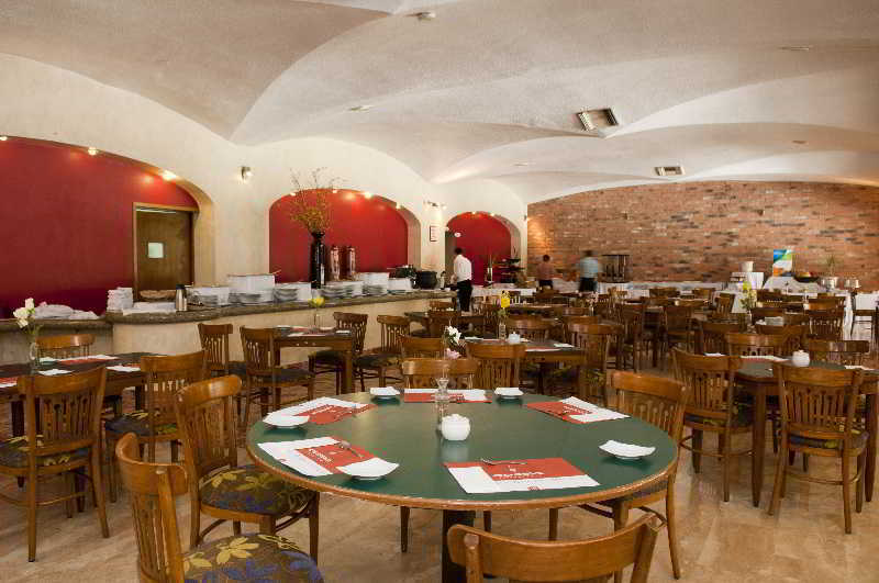 Real De Minas Poliforum 4* León