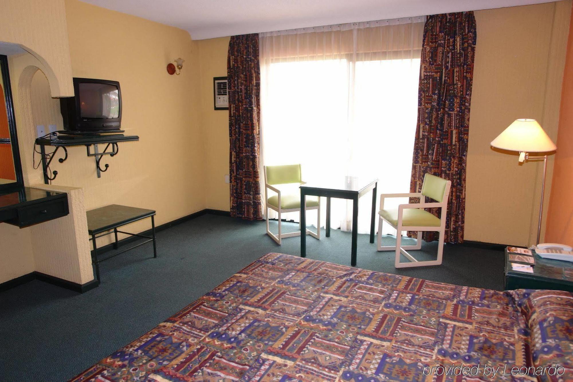 Hotel Real De Minas Poliforum León