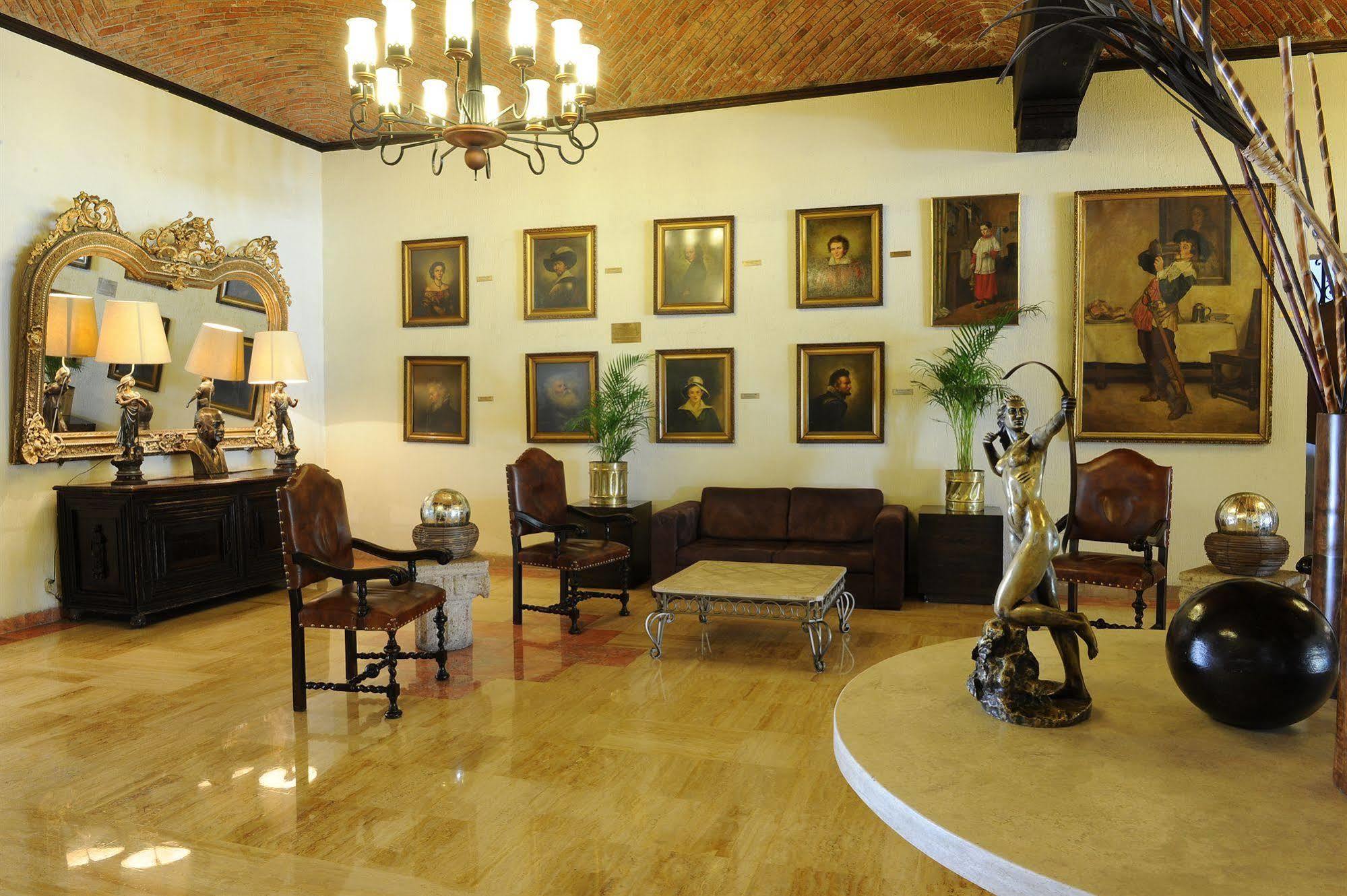 Real De Minas Poliforum 4* León